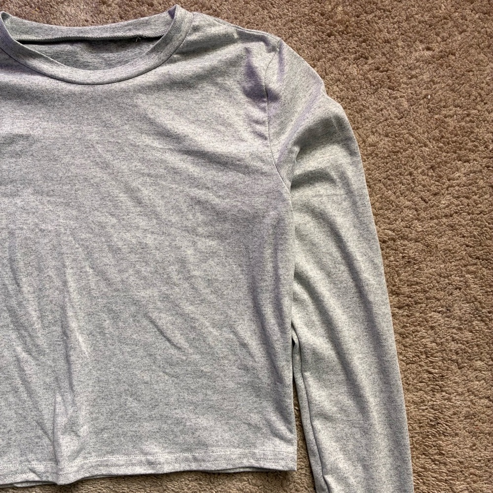 Gray Long Sleeve Top and Pants Set - Picture 3 of 16